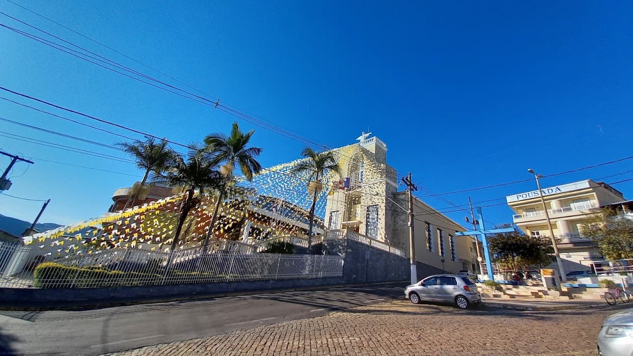 Descubra Caxambu e Baependi: natureza, cachoeiras e relaxamento em um destino encantador