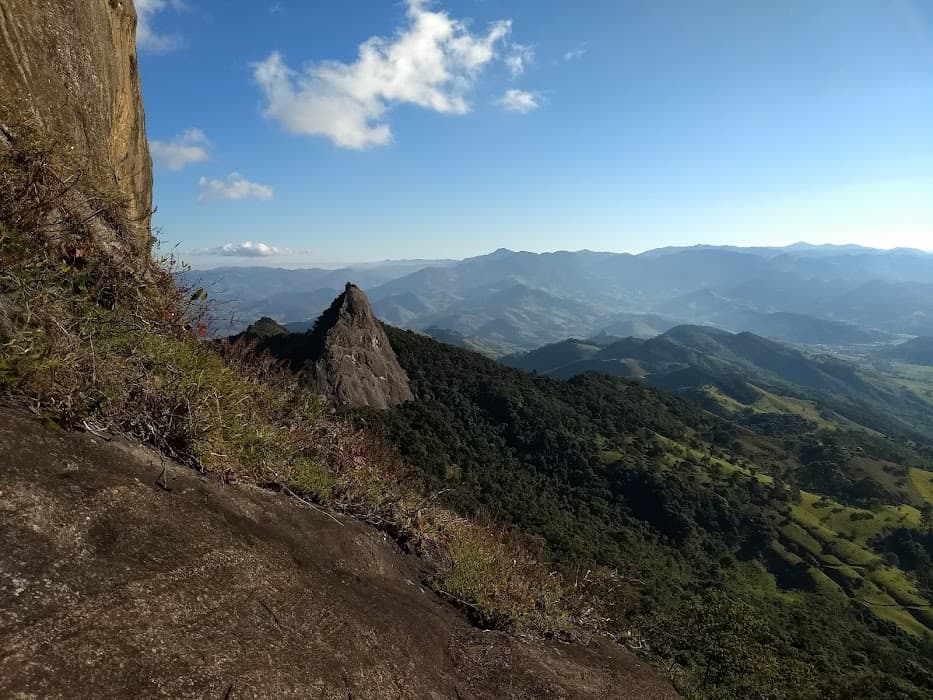 Descubra a beleza da Mantiqueira Paulista e viva trilhas, montanhas e natureza preservada